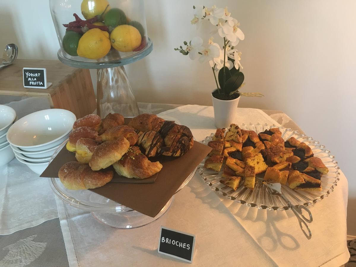 Al Foro Annonario Bed & Breakfast Senigallia Bagian luar foto